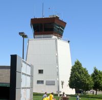 Rocky Mountain Metropolitan Airport (BJC) photo