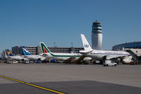 Vienna International Airport, Vienna Austria (VIE) - SAS Airbus 319 - by Yakfreak - VAP