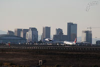 Phoenix Sky Harbor International Airport (PHX) - KPHX - by Dawei Sun