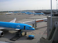 Amsterdam Schiphol Airport, Haarlemmermeer, near Amsterdam Netherlands (EHAM) photo Amsterdam Schiphol Airport, Haarlemmermeer, near Amsterdam Netherlands (EHAM) photo