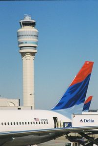 Cincinnati/northern Kentucky International Airport (CVG) photo