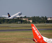 Tegel International Airport (closing in 2011), Berlin Germany (EDDT) - Colourful view on traffic at TXL - by Holger Zengler