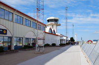 Visby Airport - Way from the aircraft to the arrival hall - by Tomas Milosch