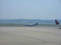Ronald Reagan Washington National Airport (DCA) - National - by Ronald Barker