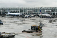 Chicago O'hare International Airport (ORD) - T1 Concourse B - by Daniel Vanderauwera