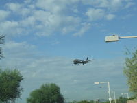 Phoenix Sky Harbor International Airport (PHX) - Double approach - by Sgt_Eagar
