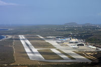 Hato International Airport, Willemstad, Curaçao, Netherlands Antilles Netherlands Antilles (TNCC) - High final RWY11 - by Levery