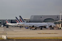 Paris Charles de Gaulle Airport (Roissy Airport), Paris France (LFPG) - Stopover impressions... - by Holger Zengler