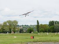 La Réole Floudes Airport - Space Drooping Pilatus landing - by Jean Goubet-FRENCHSKY
