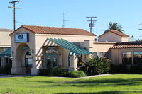 Camarillo Airport (CMA) photo Camarillo Airport (CMA) photo