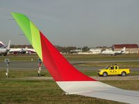 Bordeaux Airport, Merignac Airport France (LFBD) - FLYCO 6 with TAP462 - by JC Ravon - FRENCHSKY