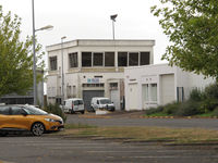 Troyes Barberey Airport - the meteo station - by olivier Cortot