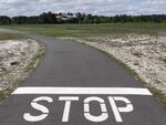 Bordeaux Leognan saucats Airport - Stop ! - by Jean Christophe Ravon - FRENCHSKY