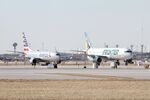 Chicago O'hare International Airport (ORD) - N715FR at KORD - by Mark Kalfas